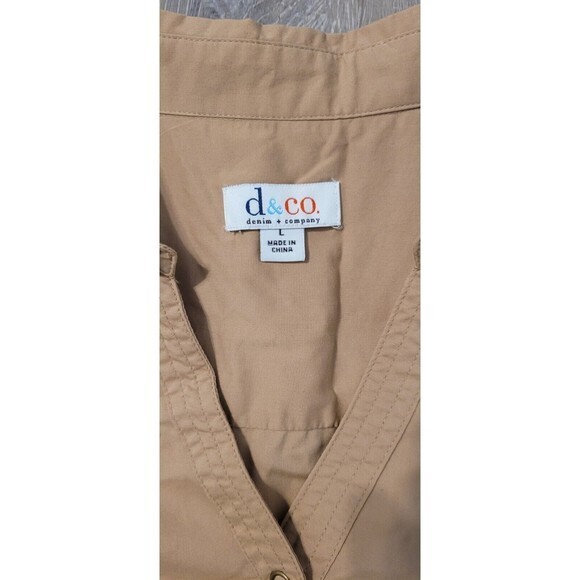 D & Co. Button-Up Camp Shirt Women Size Lar Brown Collared Roll Tab Long Sleeves - Picture 5 of 7